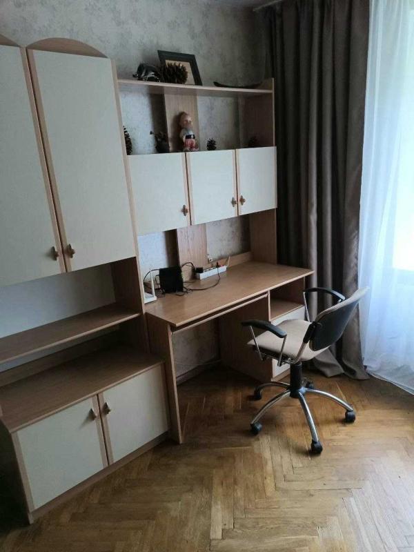 Long term rent 2 bedroom-(s) apartment Klovskyi Descent 18