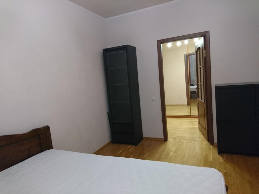 Long term rent 2 bedroom-(s) apartment Chervonotkatska Street 16б