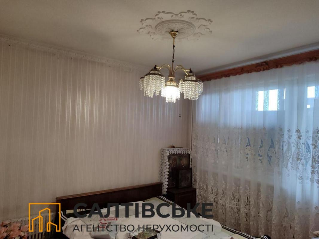 Продажа 3 комнатной квартиры 68 кв. м, Амосова ул. 7