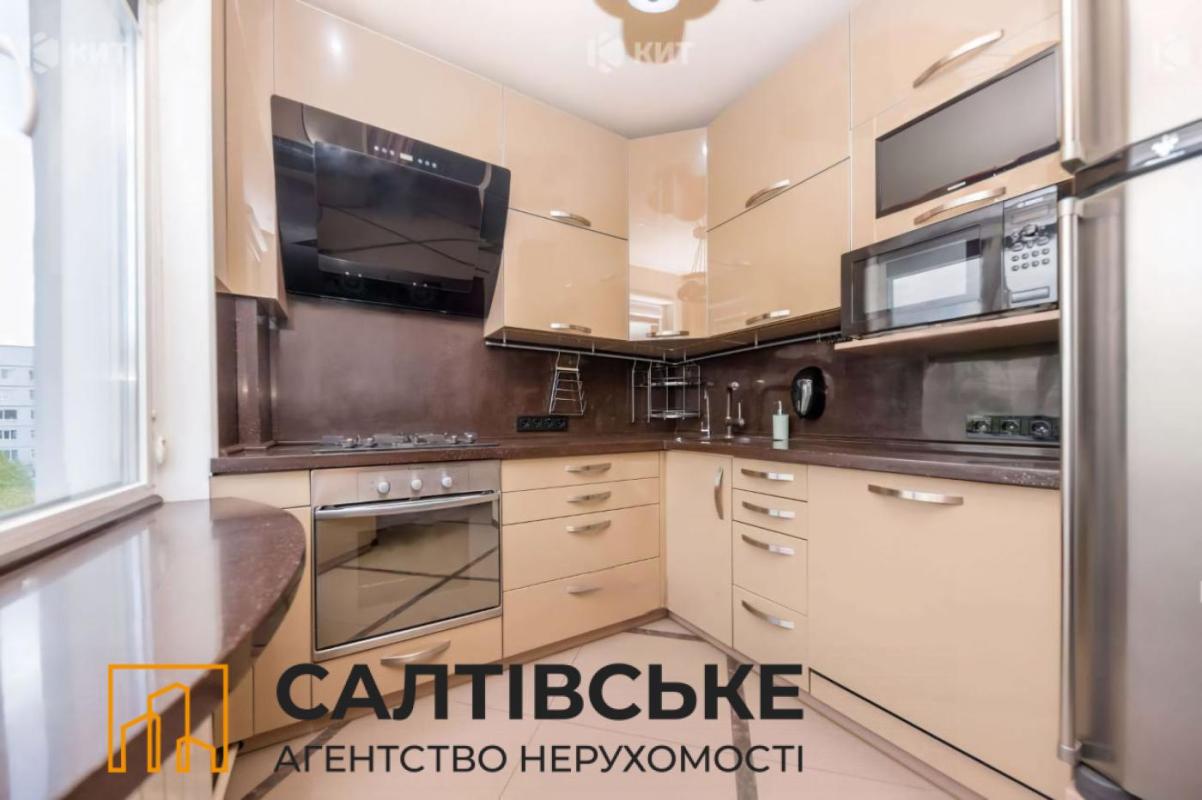 Продажа 3 комнатной квартиры 66 кв. м, Академика Павлова ул. 313б