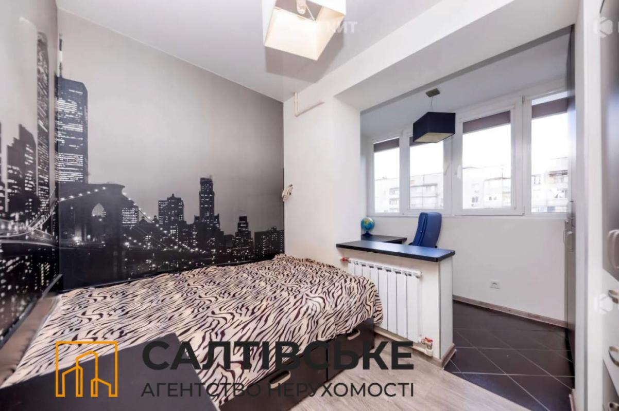 Sale 3 bedroom-(s) apartment 66 sq. m., Akademika Pavlova Street 313б