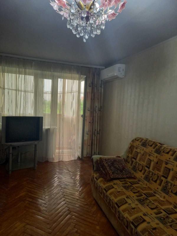Sale 2 bedroom-(s) apartment 42 sq. m., Novhorodska Street 2