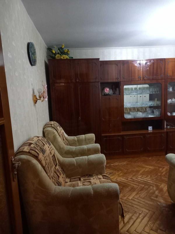 Продажа 2 комнатной квартиры 42 кв. м, Новгородская ул. 2