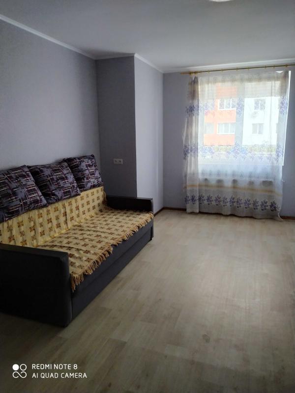 Продаж 1 кімнатної квартири 40 кв. м, Миру вул. 5Б