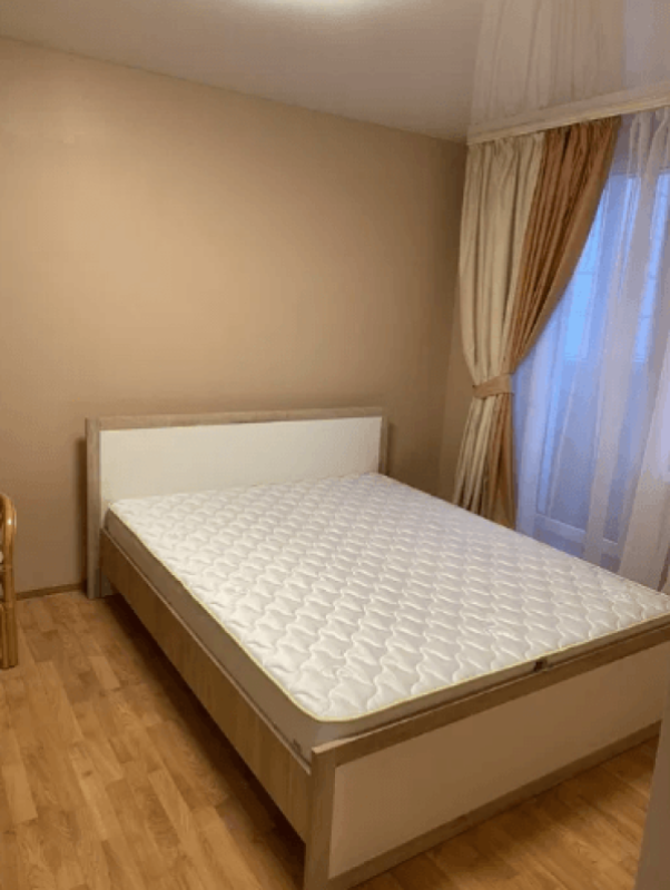 Sale 1 bedroom-(s) apartment 30 sq. m., Novhorodska Street 10