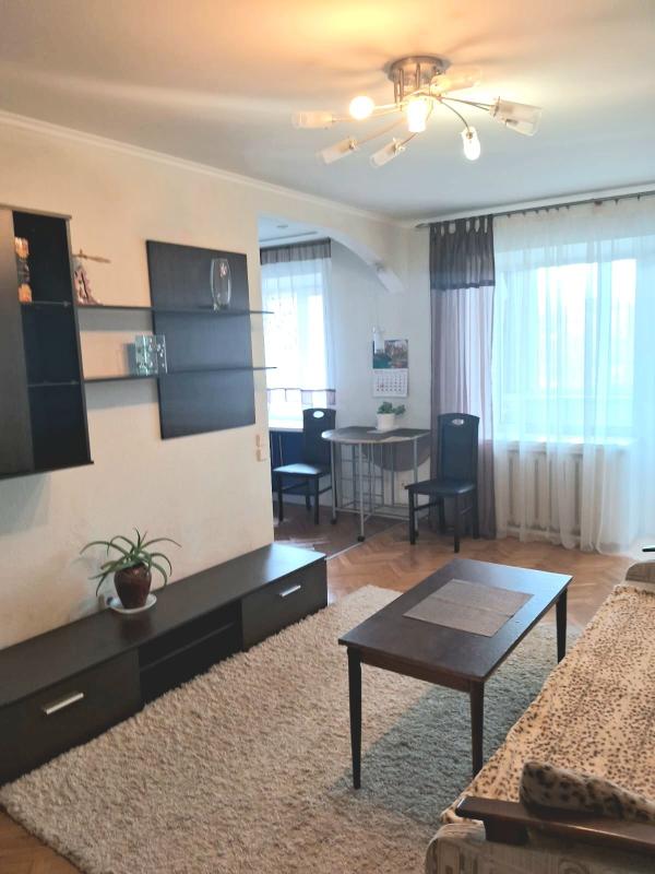 Long term rent 3 bedroom-(s) apartment Oleksanra Lazarevskoho Street (Minina Street) 4