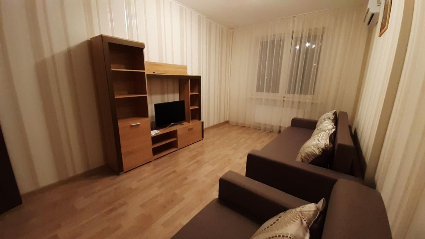 Long term rent 1 bedroom-(s) apartment Tbiliskyi Lane 1