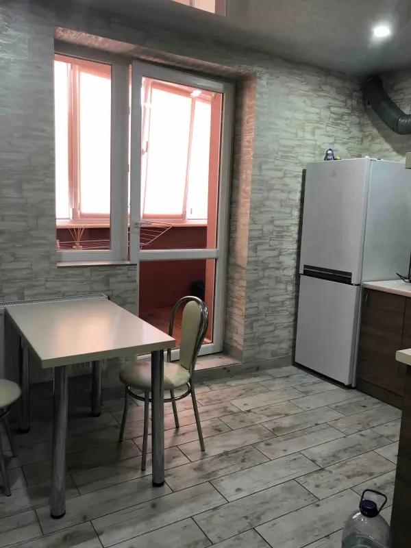Apartment for rent - Molochna Street 34