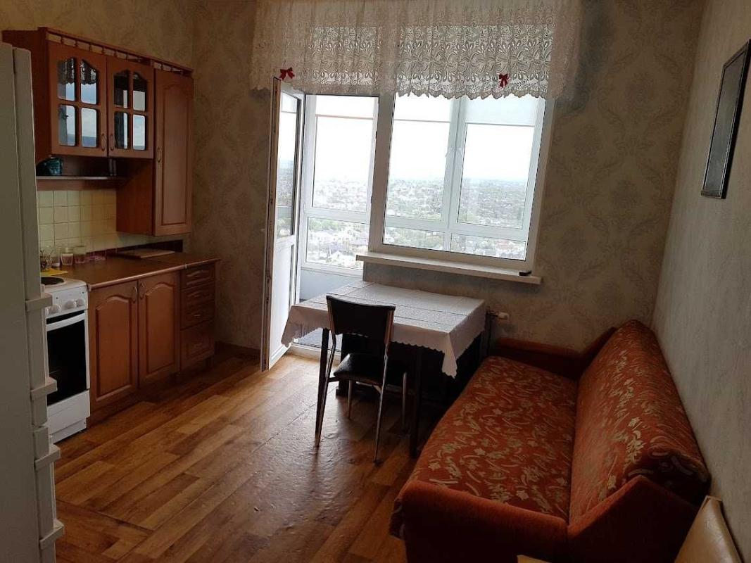 Long term rent 2 bedroom-(s) apartment Yelyzavety Chavdar Street 1
