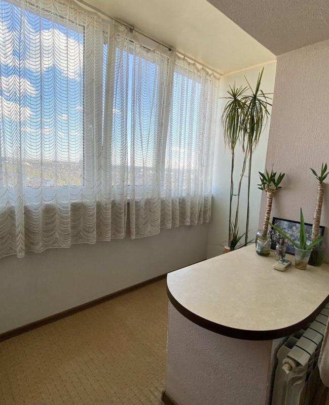 Продаж 1 кімнатної квартири 39 кв. м, Морозова вул. 32