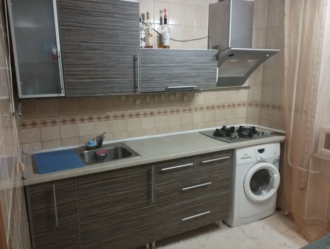 Apartment for rent - Byron Avenue 146г