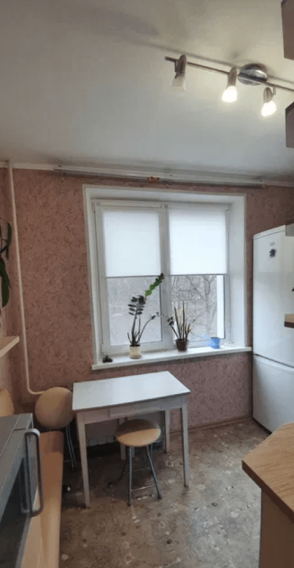 Long term rent 1 bedroom-(s) apartment Peremohy Avenue 72б