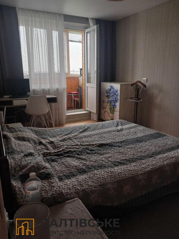 Sale 2 bedroom-(s) apartment 45 sq. m., Valentynivska street 62