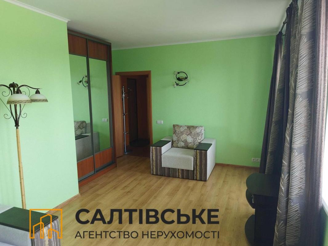 Sale 1 bedroom-(s) apartment 38 sq. m., Traktorobudivnykiv Avenue 103г