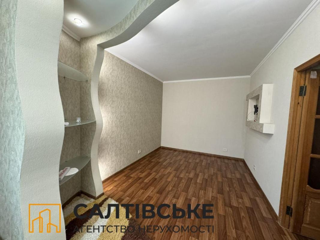 Продажа 3 комнатной квартиры 72 кв. м, Метростроителей ул. 29