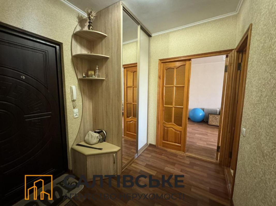 Продаж 3 кімнатної квартири 72 кв. м, Метробудівників вул. 29