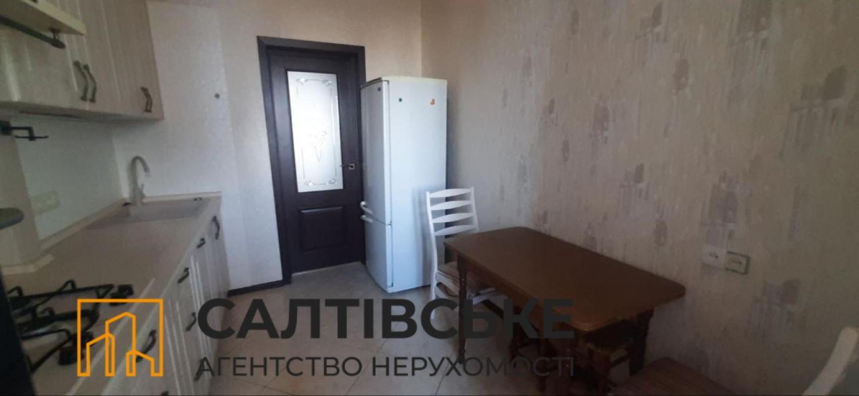Sale 3 bedroom-(s) apartment 74 sq. m., Druzhby Narodiv Street 241