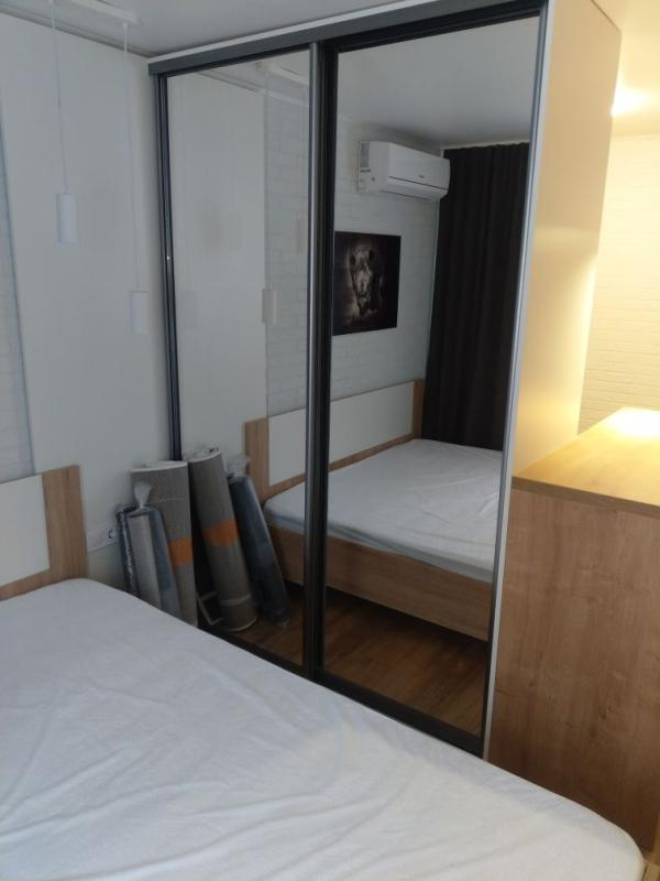Long term rent 1 bedroom-(s) apartment Entuziastiv Street 35
