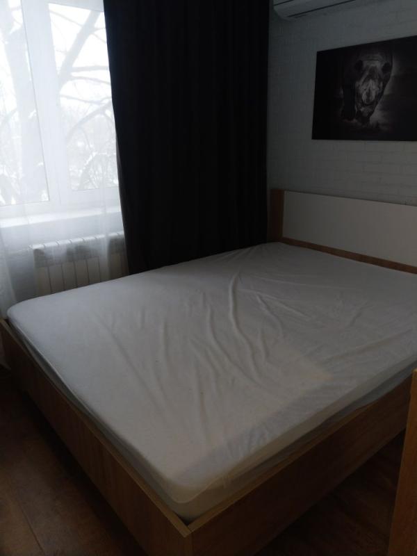 Long term rent 1 bedroom-(s) apartment Entuziastiv Street 35