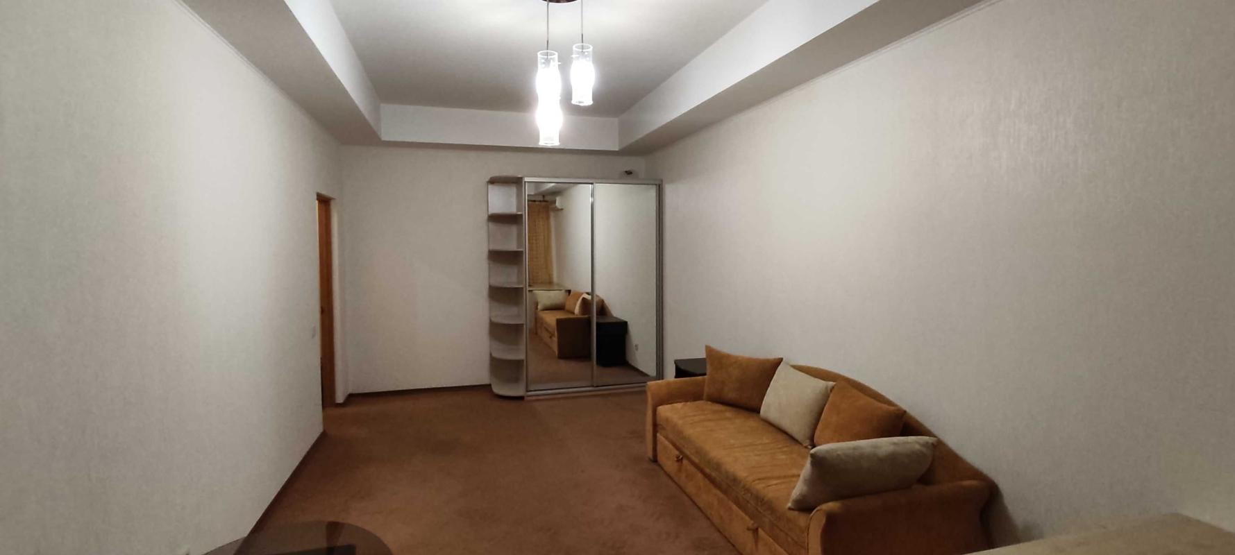 Long term rent 2 bedroom-(s) apartment Petra Hryhorenka Avenue 39б