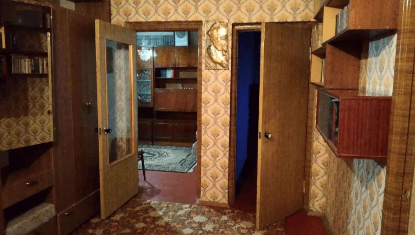 Long term rent 3 bedroom-(s) apartment Saltivske Highway 145в