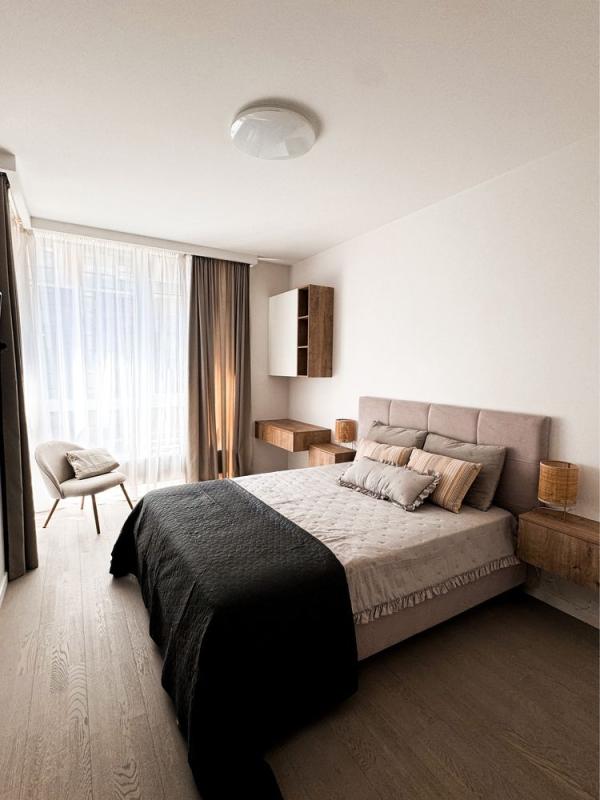 Long term rent 1 bedroom-(s) apartment John McCain Street (Ivana Kudri Street) 1б
