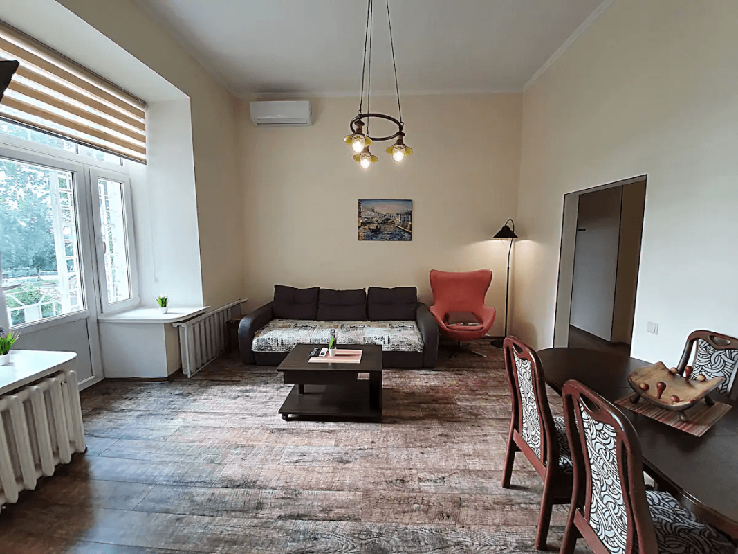 Long term rent 2 bedroom-(s) apartment Velyka Zhytomyrska Street 8А