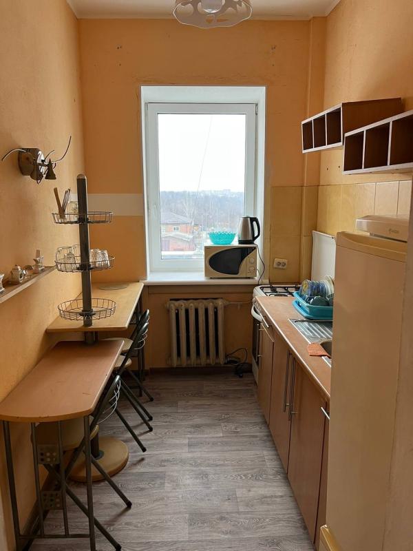 Long term rent 3 bedroom-(s) apartment Lermontivska Street 19