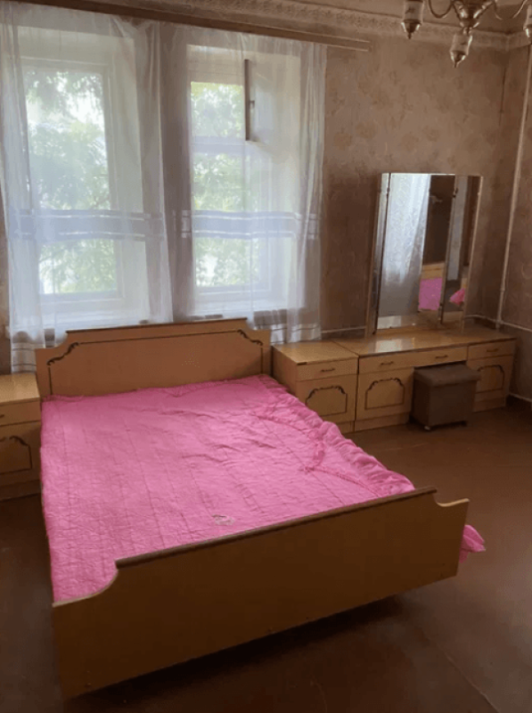 Long term rent 3 bedroom-(s) apartment Akhiyezeriv Street (Khalturina Street) 11