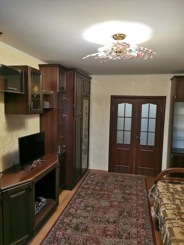 Довгострокова оренда 3 кімнатної квартири Григорія Ващенка вул. 5