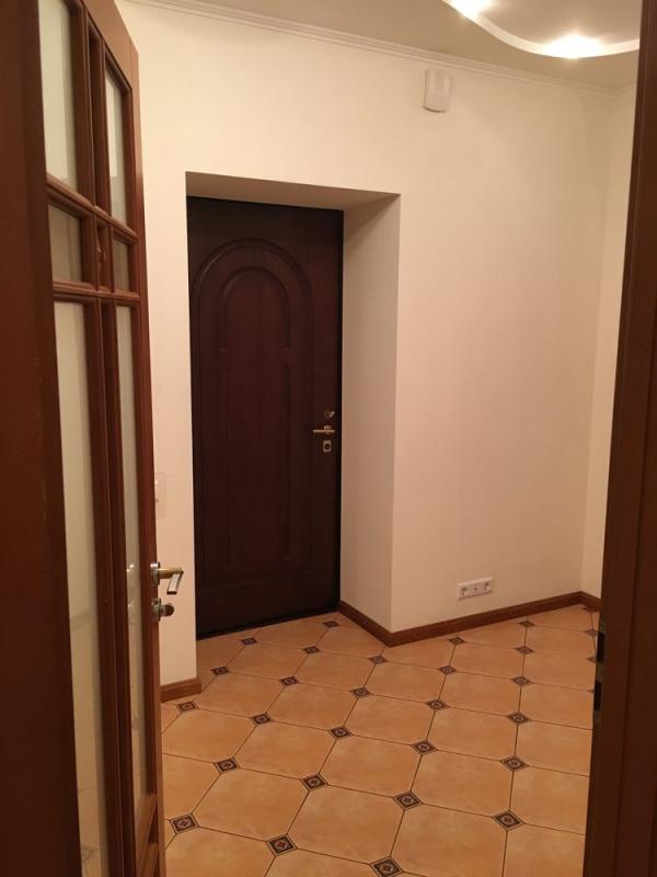 Long term rent 1 bedroom-(s) apartment Kniazhyi Zaton Street 4