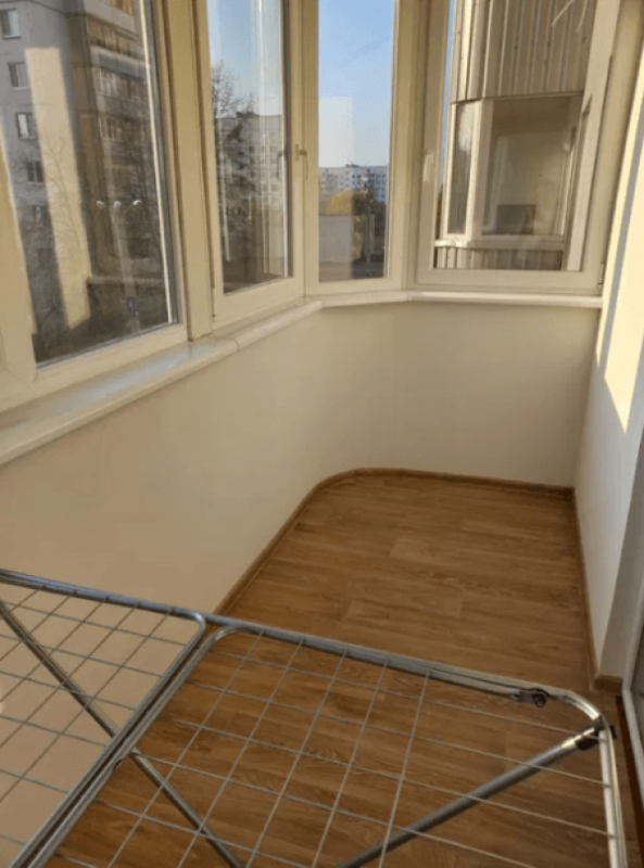 Long term rent 1 bedroom-(s) apartment Peremohy Avenue