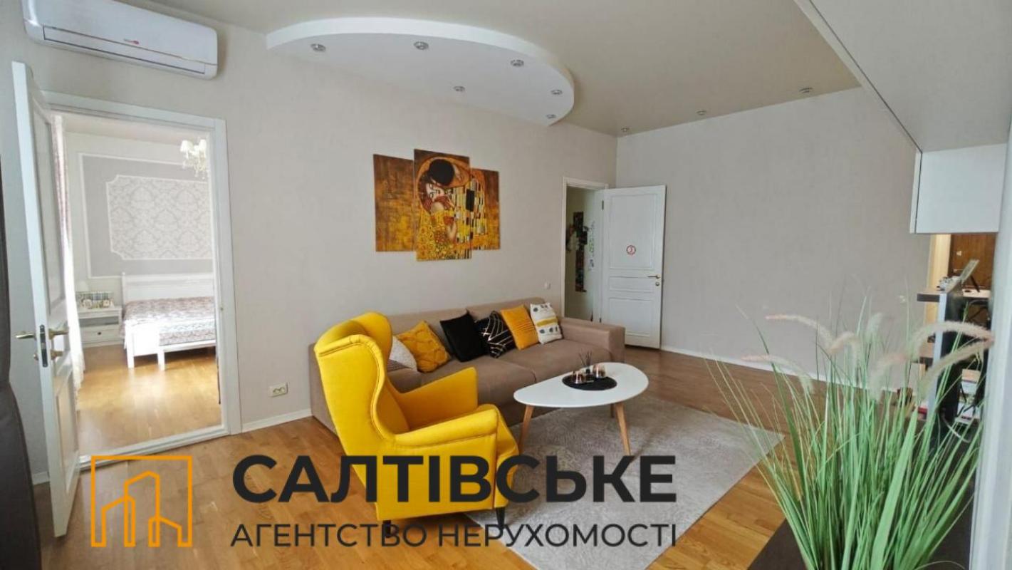 Продаж 3 кімнатної квартири 83 кв. м, Салтівське шосе 264д