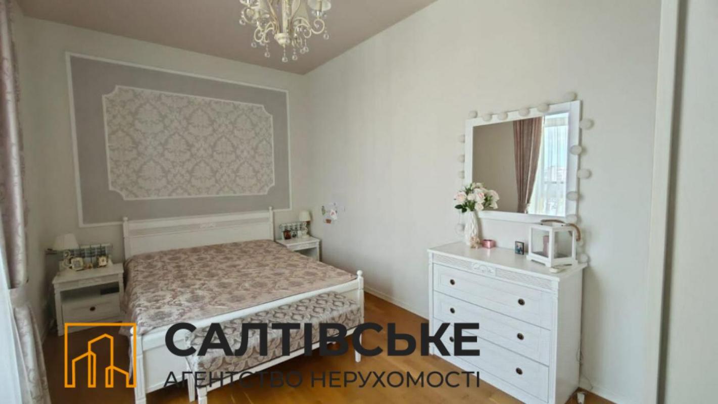 Продаж 3 кімнатної квартири 83 кв. м, Салтівське шосе 264д