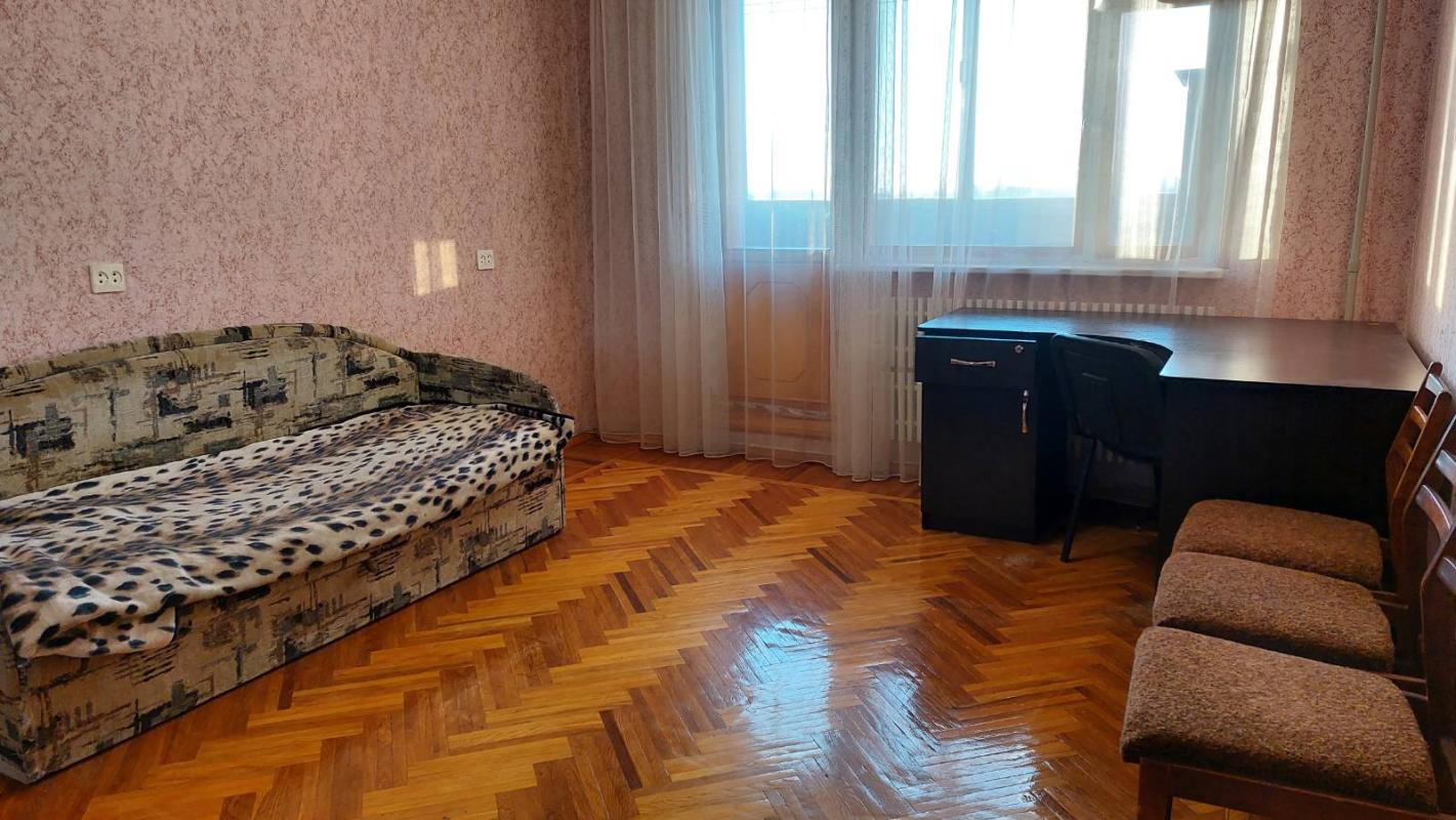 Sale 2 bedroom-(s) apartment 44 sq. m., Andriya Oschepkova Street 16