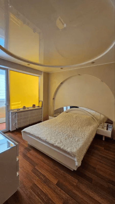 Sale 3 bedroom-(s) apartment 70 sq. m., Sadovyi Pass 24а