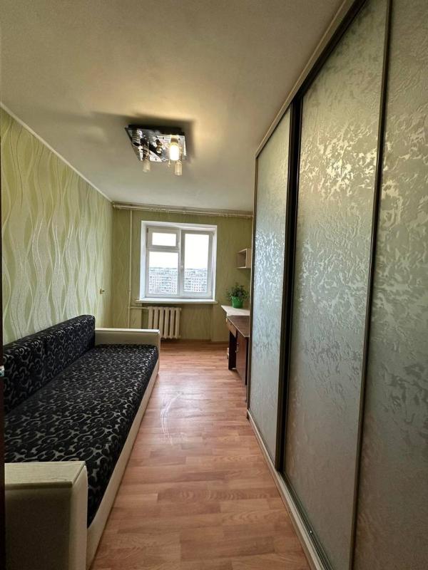 Продаж 2 кімнатної квартири 44 кв. м, Клочківська вул. 186б