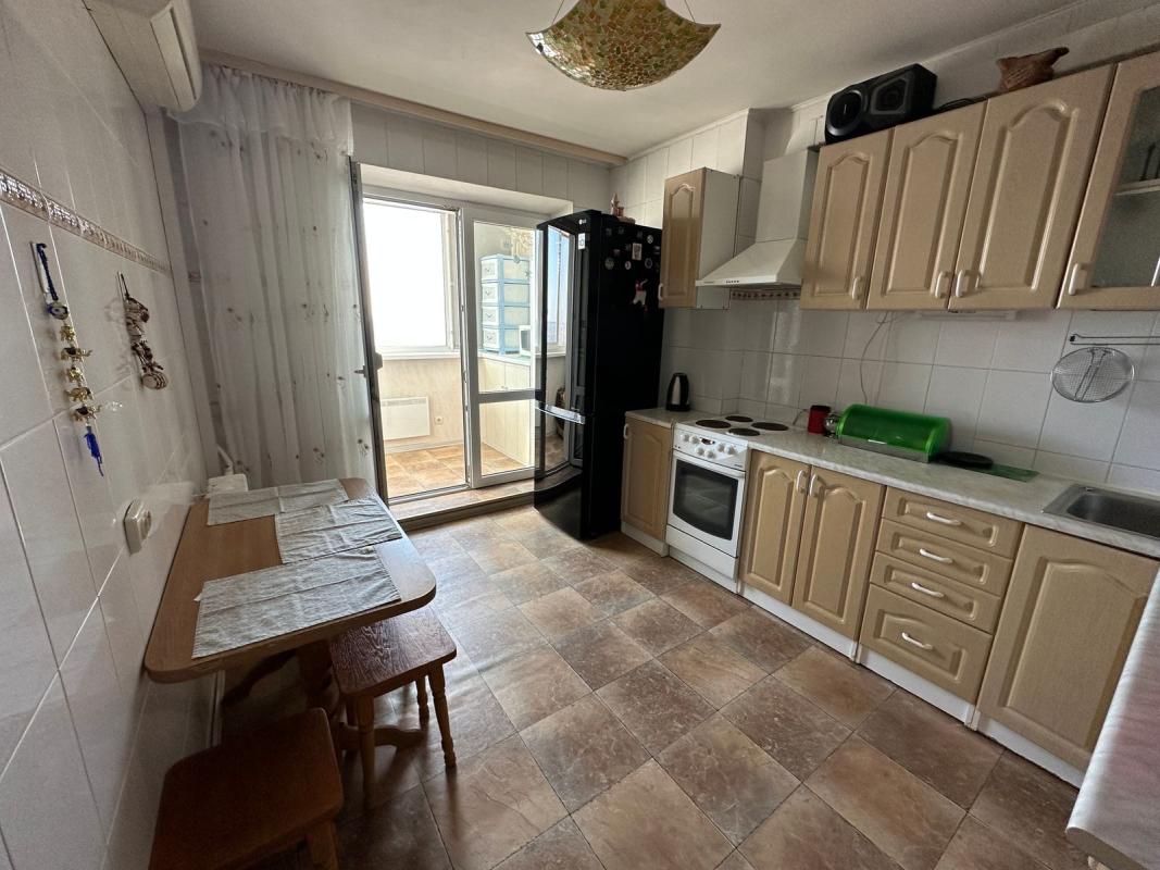 Long term rent 1 bedroom-(s) apartment Dekabrystiv Street 12/37