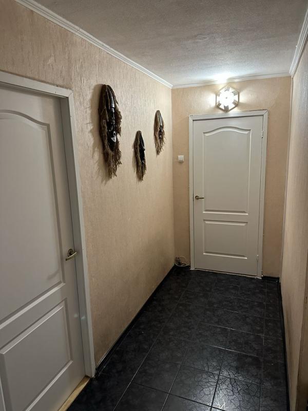 Sale 3 bedroom-(s) apartment 73 sq. m., Berezniakivska Street 16