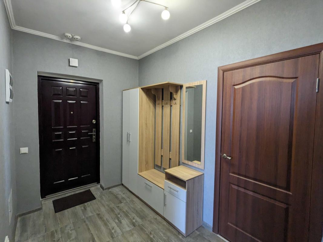Долгосрочная аренда 1 комнатной квартиры Бориспольская ул. 6