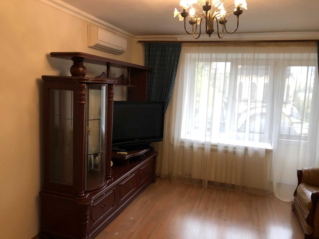 Long term rent 1 bedroom-(s) apartment Shovkovychna Street 46/48