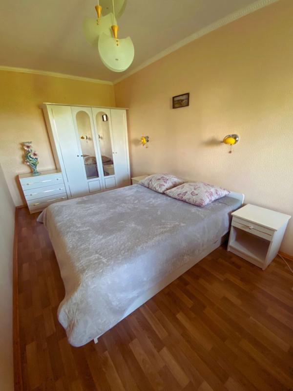 Long term rent 2 bedroom-(s) apartment Nauky avenue 64