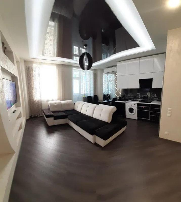 Long term rent 2 bedroom-(s) apartment Hvardiytsiv-Shyronintsiv Street 33