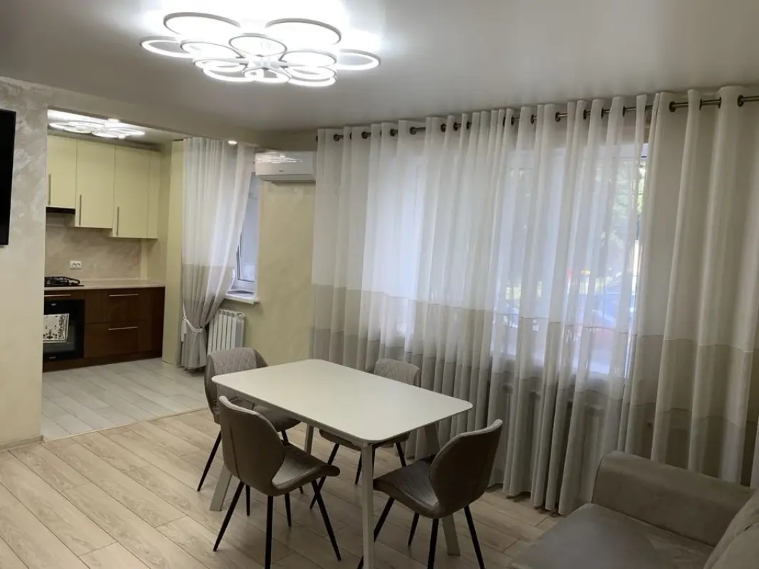 Apartment for sale - Velyka Panasivska Street 252