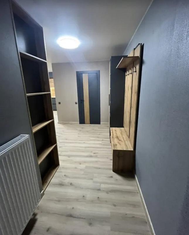 Sale 2 bedroom-(s) apartment 61 sq. m., Kyivska Street 3