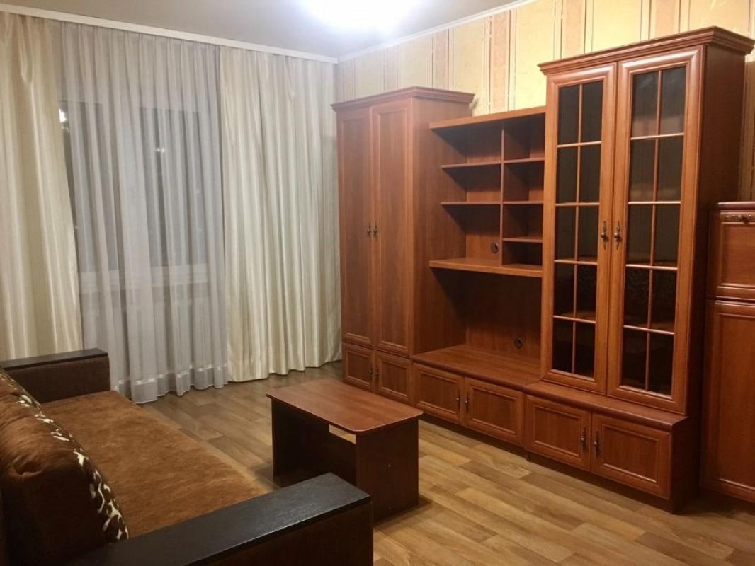 Довгострокова оренда 1 кімнатної квартири Григорія Ващенка вул. 1