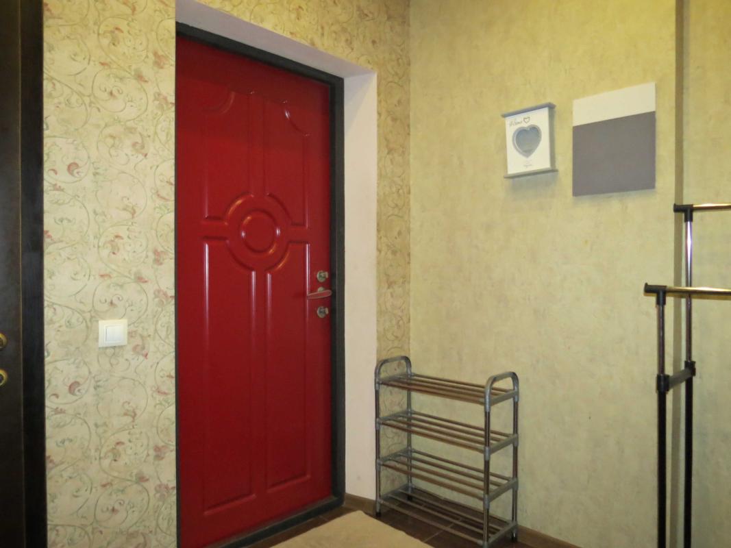 Long term rent 3 bedroom-(s) apartment Nauky avenue 77