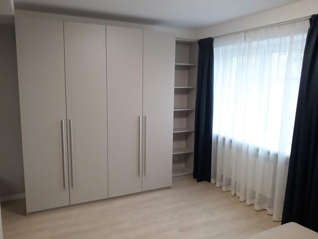 Long term rent 2 bedroom-(s) apartment Velyka Vasylkivska Street (Chervonoarmiiska Street;Krasnoarmeyskaya Street) 131