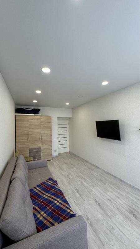 Sale 1 bedroom-(s) apartment 41 sq. m., Lva Landau Avenue (50-richchya SRSR Avenue) 52