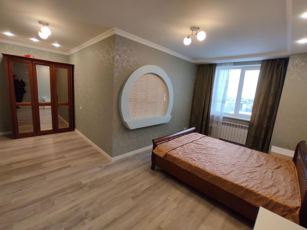 Sale 3 bedroom-(s) apartment 89 sq. m., Zernova Street